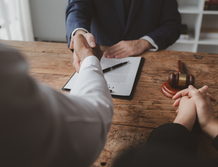 الوساطة القضائية في تسوية المنازعات المدنية والتجارية في القانون الإماراتي