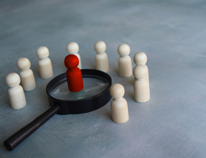 متى يتم إسقاط الجنسية عن الأفراد؟ القوانين الرئيسية والأسباب.